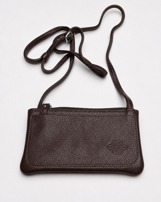 Classic Minimalist Leather Crossbody Pouch - image 3