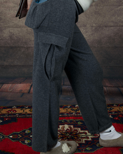 Cargo Pant  with pop up pockets - image 2
