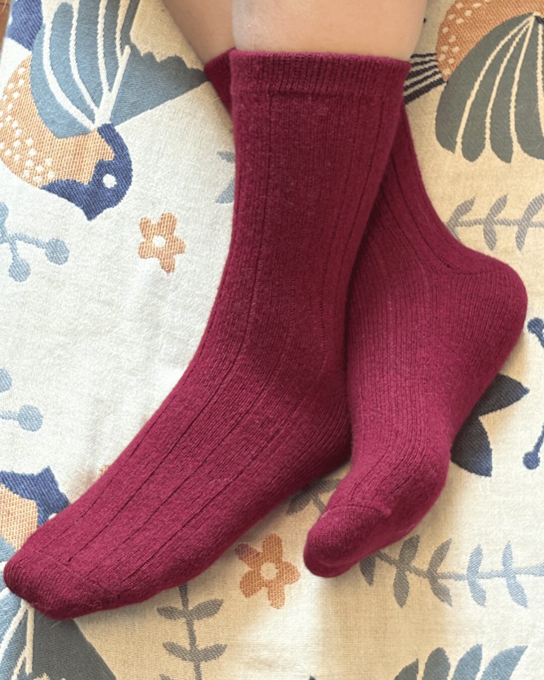Classic Cashmere Ribbed Socks - image 7