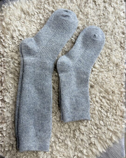 Mongolian Sheep Wool Hiking Socks - image 3
