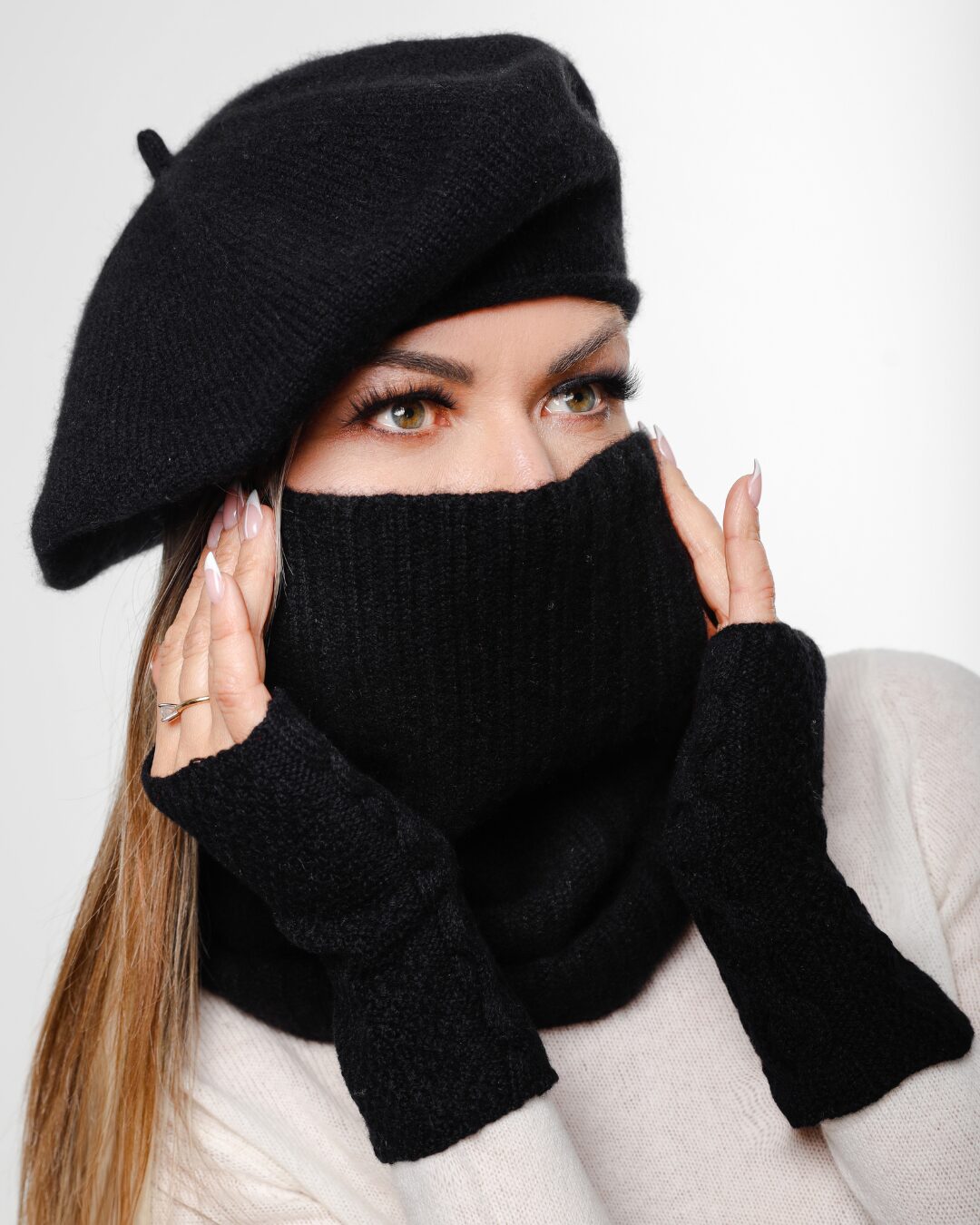 Classic Cashmere Beret - image 6