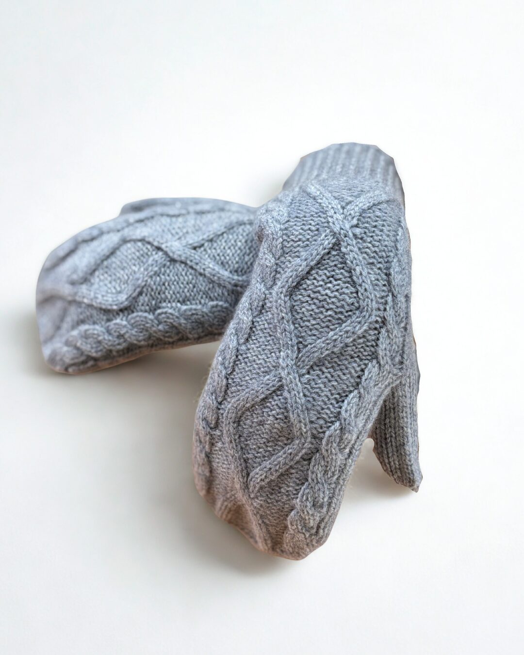 Cashmere Knit Mittens - image 4