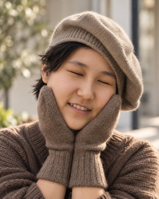 Dbl. layer Yak Down Mitts