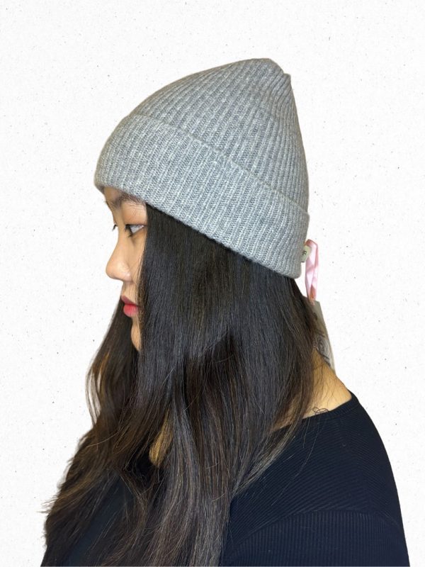 Classic Cashmere Beanie - Image 7