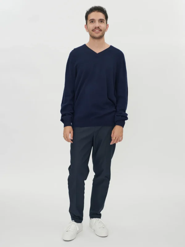 Men V-neck - Image 11