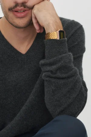 Men V-neck